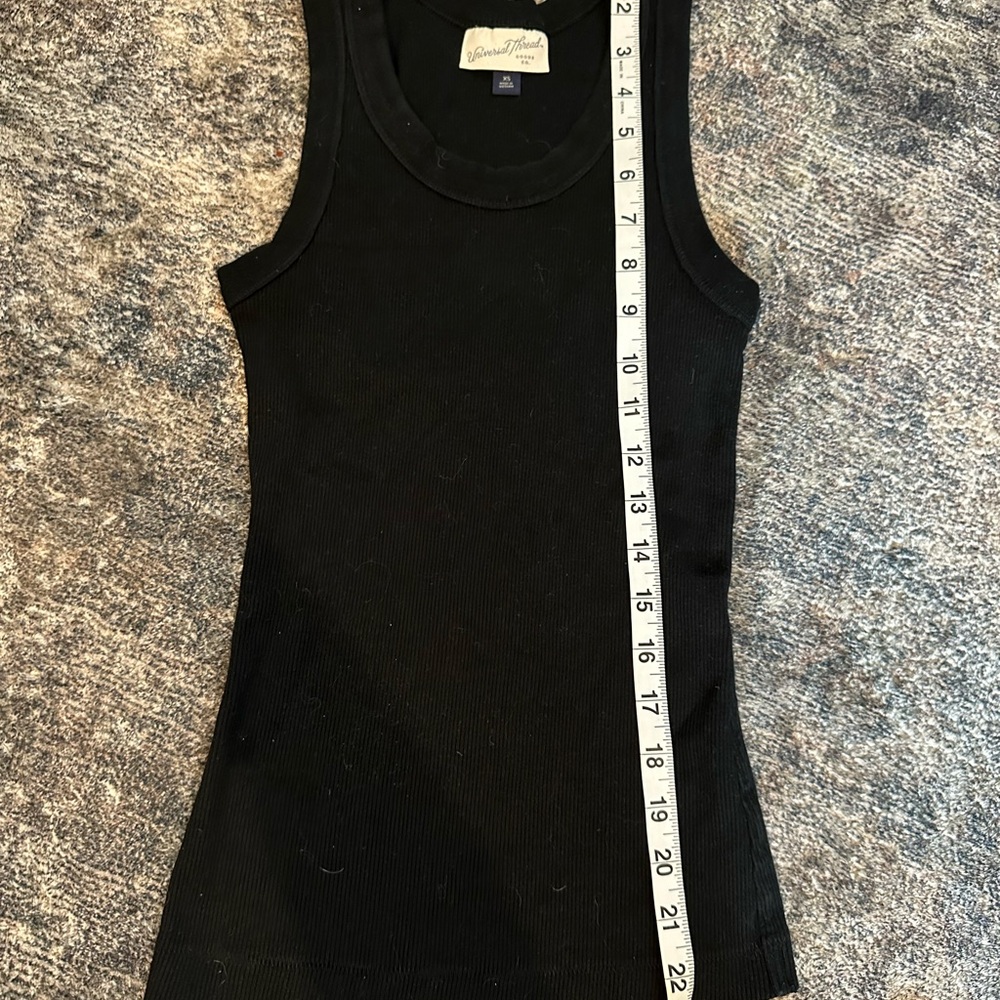 Universal Thread Classic Black Tank Top